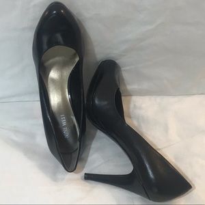 Nine West Black Leather Platform Pumps 7.5W